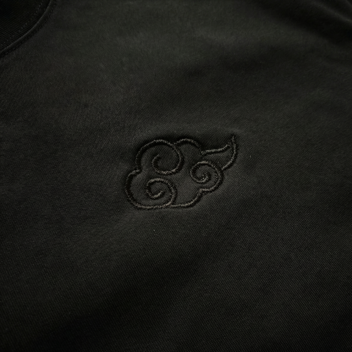 Luxe Unisex Boxy-Fit T-shirt - Black on Black